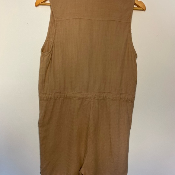 Promesa Neutral Tan Coloured Romper with Pockets, Women's size Small - Picture 10 of 10